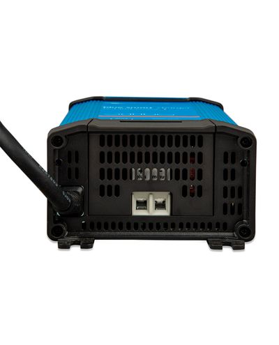 Victron Blue nutikas 12V/30A automaatne laadija kolme väljundi ja Bluetoothiga