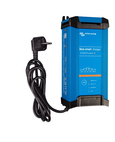 Victron Blue nutikas 12V/30A automaatne laadija kolme väljundi ja Bluetoothiga